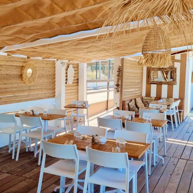 Restaurant Tiki Beach