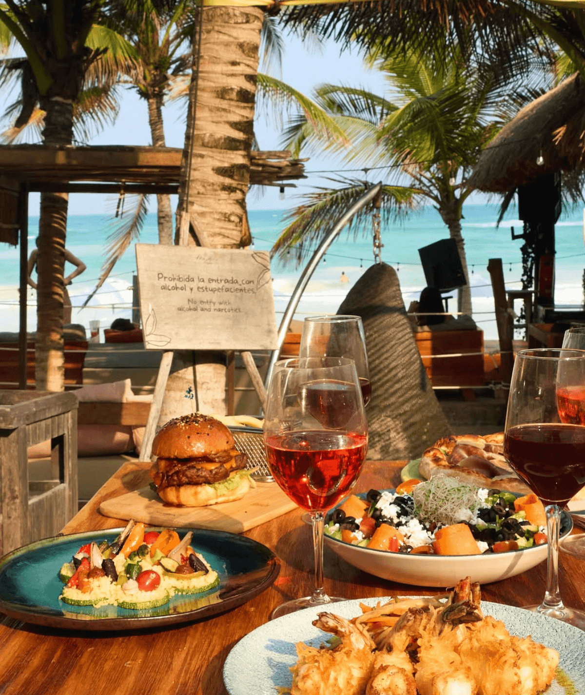 Mia Beach Club & Restaurant - Photo 4