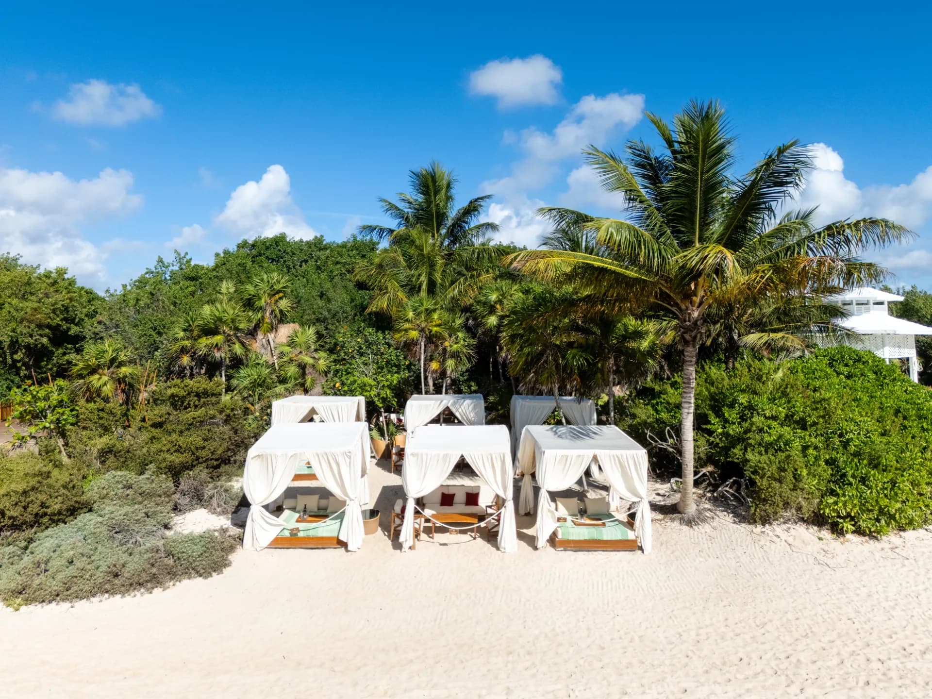 Kanna Beach Club - Photo 4