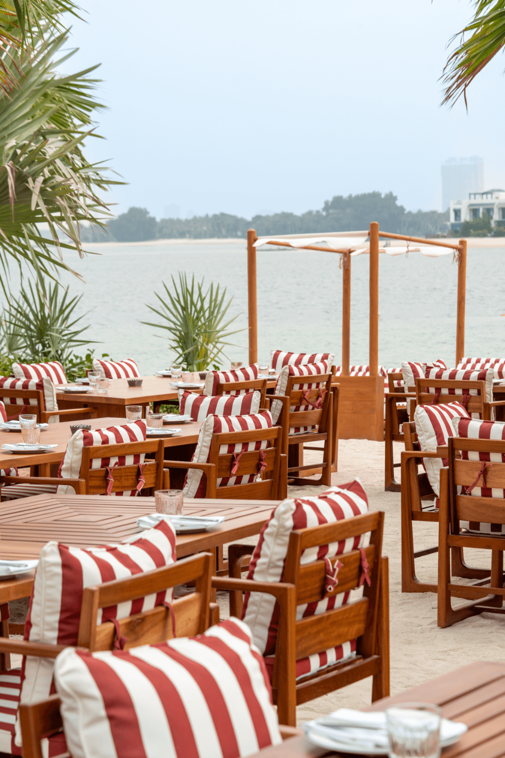 Canary Beach - Photo 2