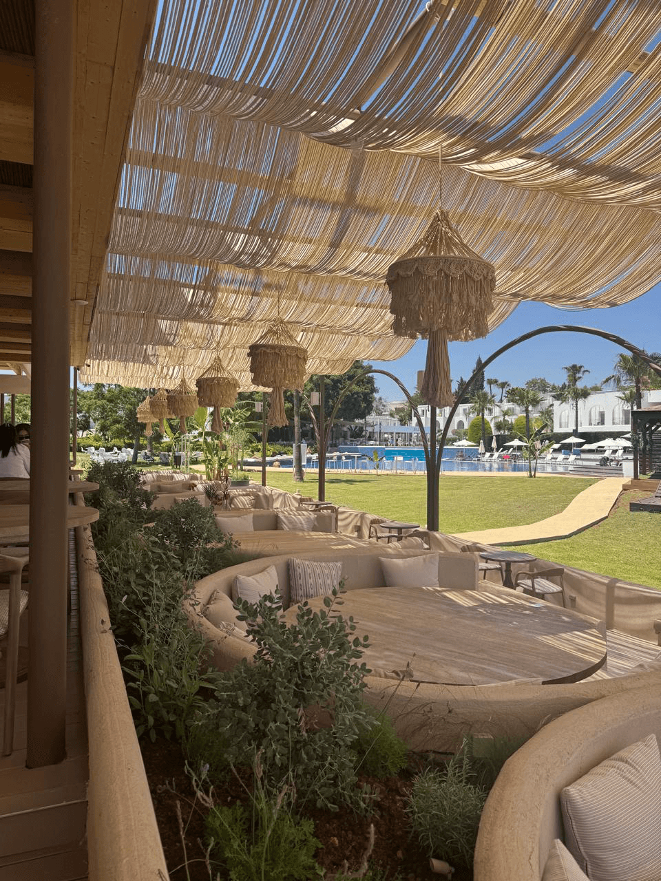 Naos Beach Club - Photo 4