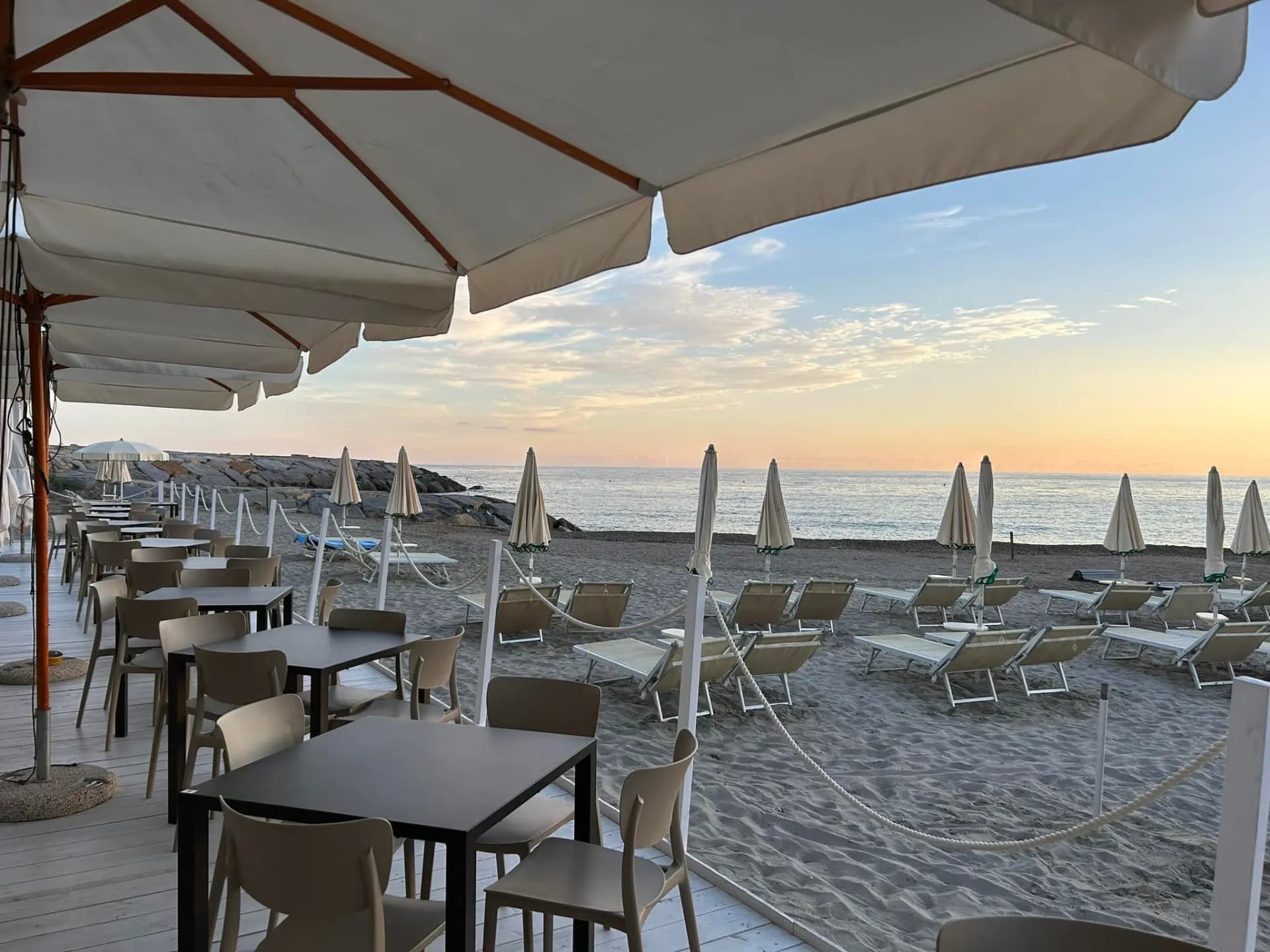 Photo Beach Club Aregai