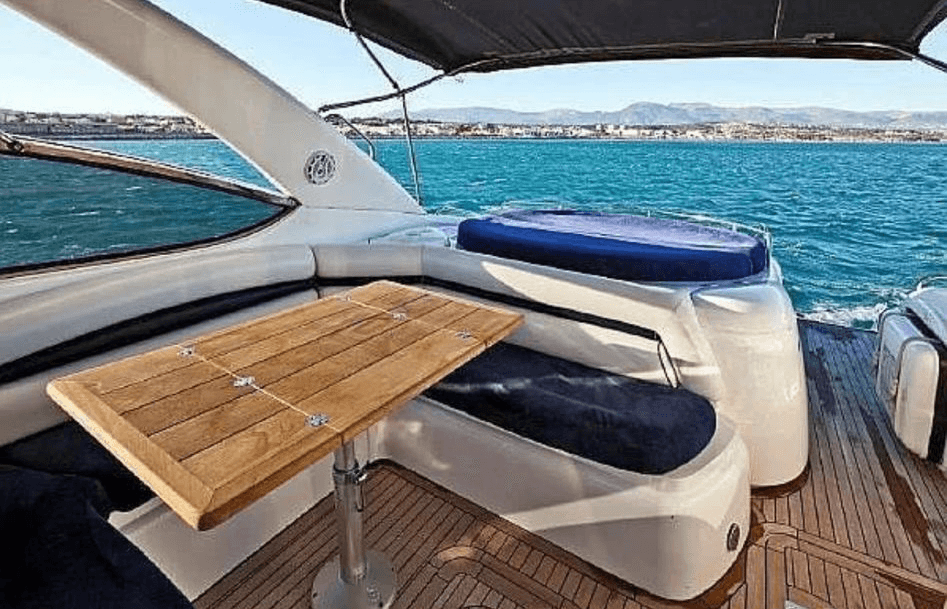 Private Boat - Photo 3