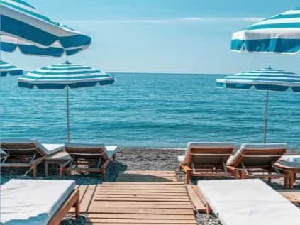 Cocoon Beach - 1