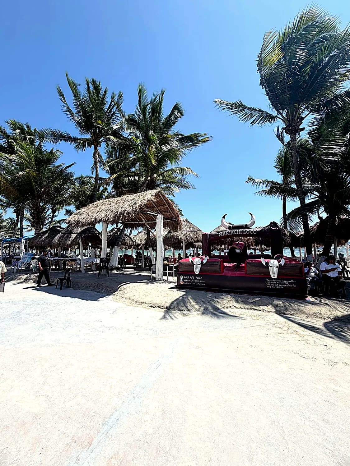 Mariachi Loco Beach Club - Photo 4