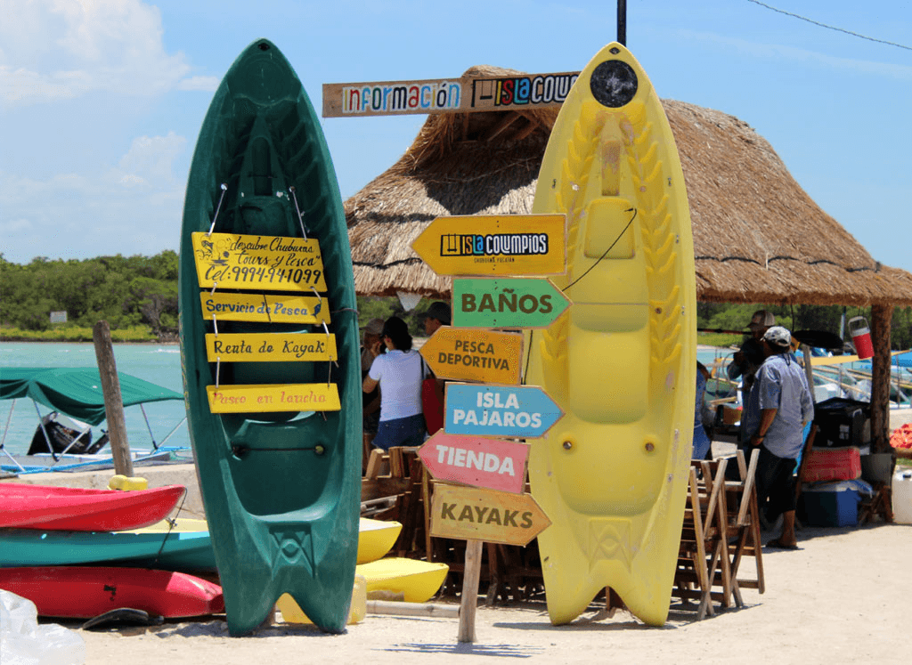 Isla Columpios Beach Club - Photo 3