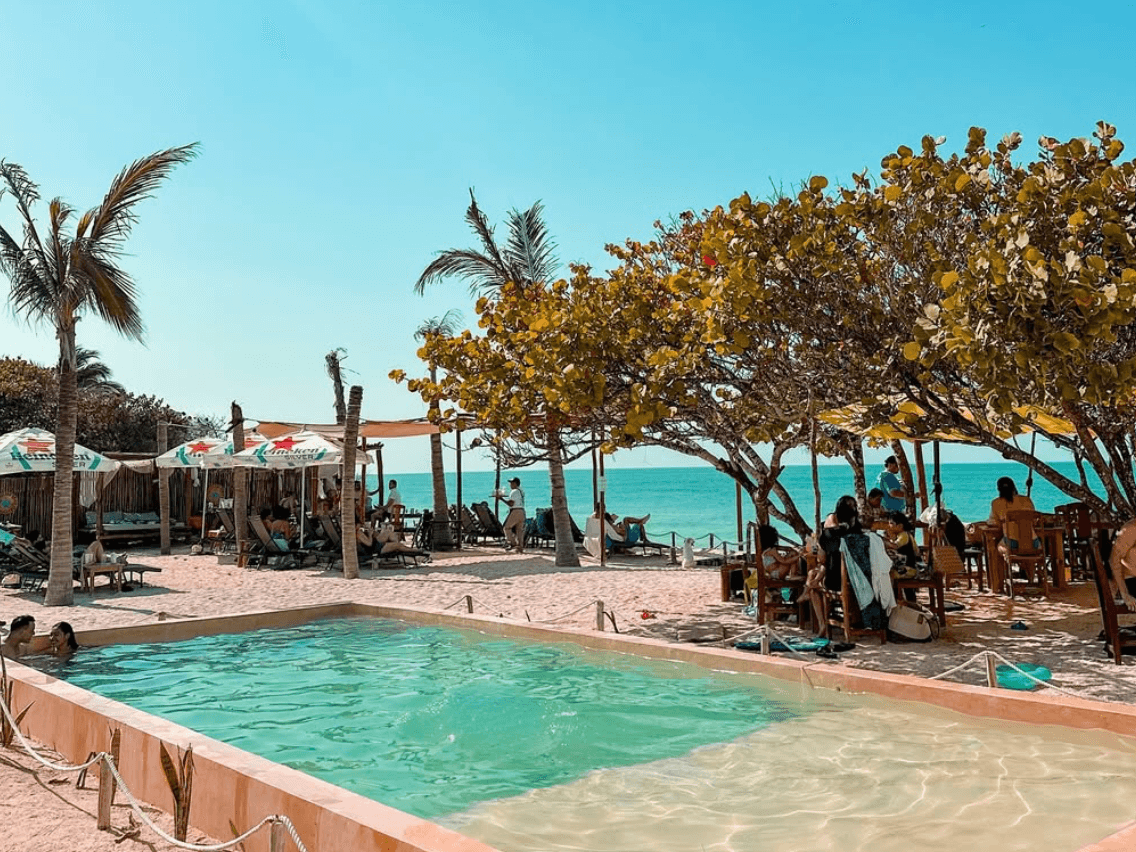 Coccoloba Beach Club - 1