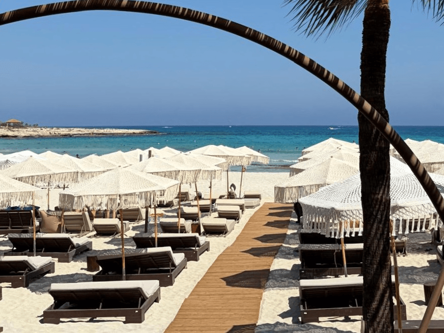Naos Beach Club - 1