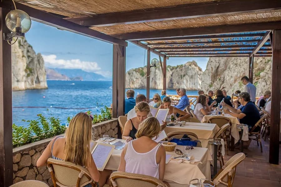 Da Luigi Ai Faraglioni - Photo 5