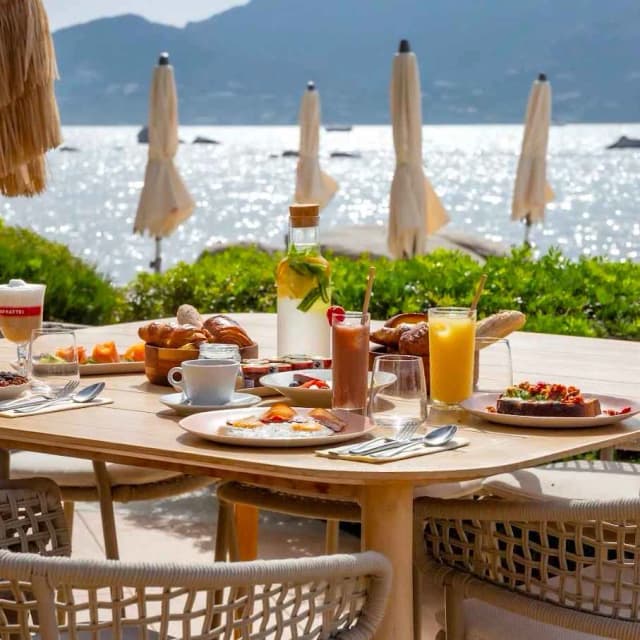 Restaurant Hôtel Casa Santini x Roc Seven